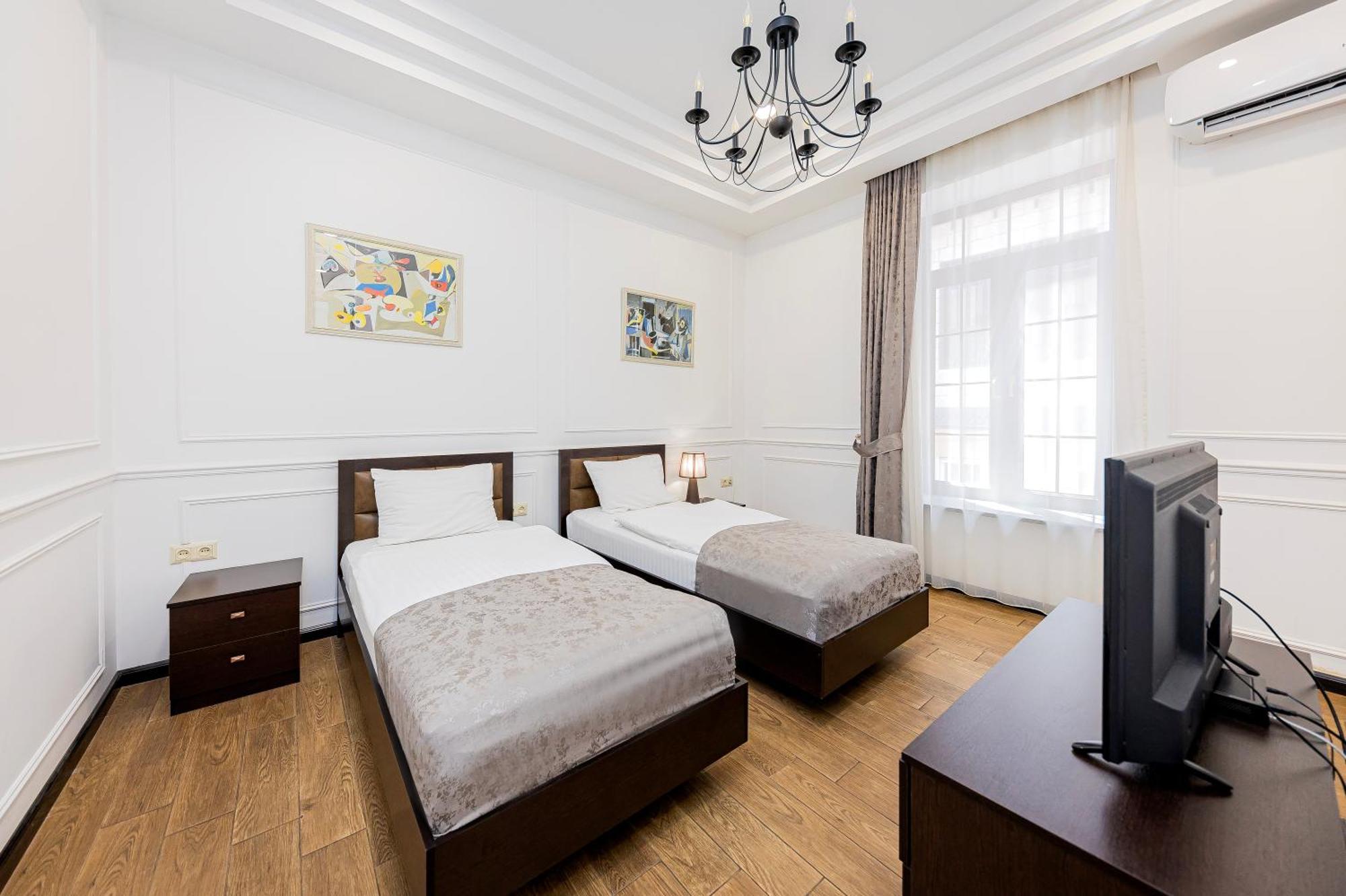Boutique Living Hotel Ереван Экстерьер фото
