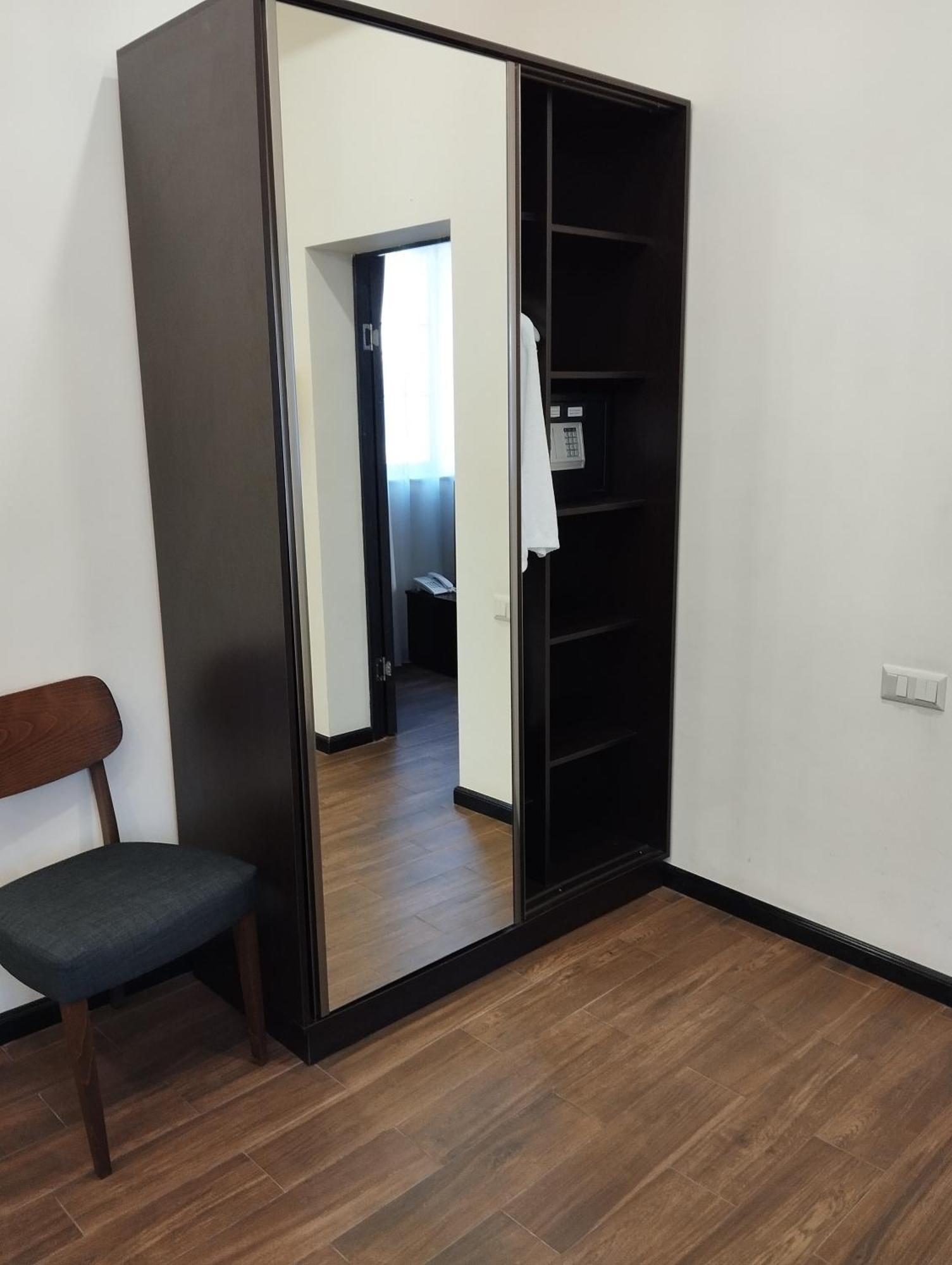 Boutique Living Hotel Ереван Экстерьер фото