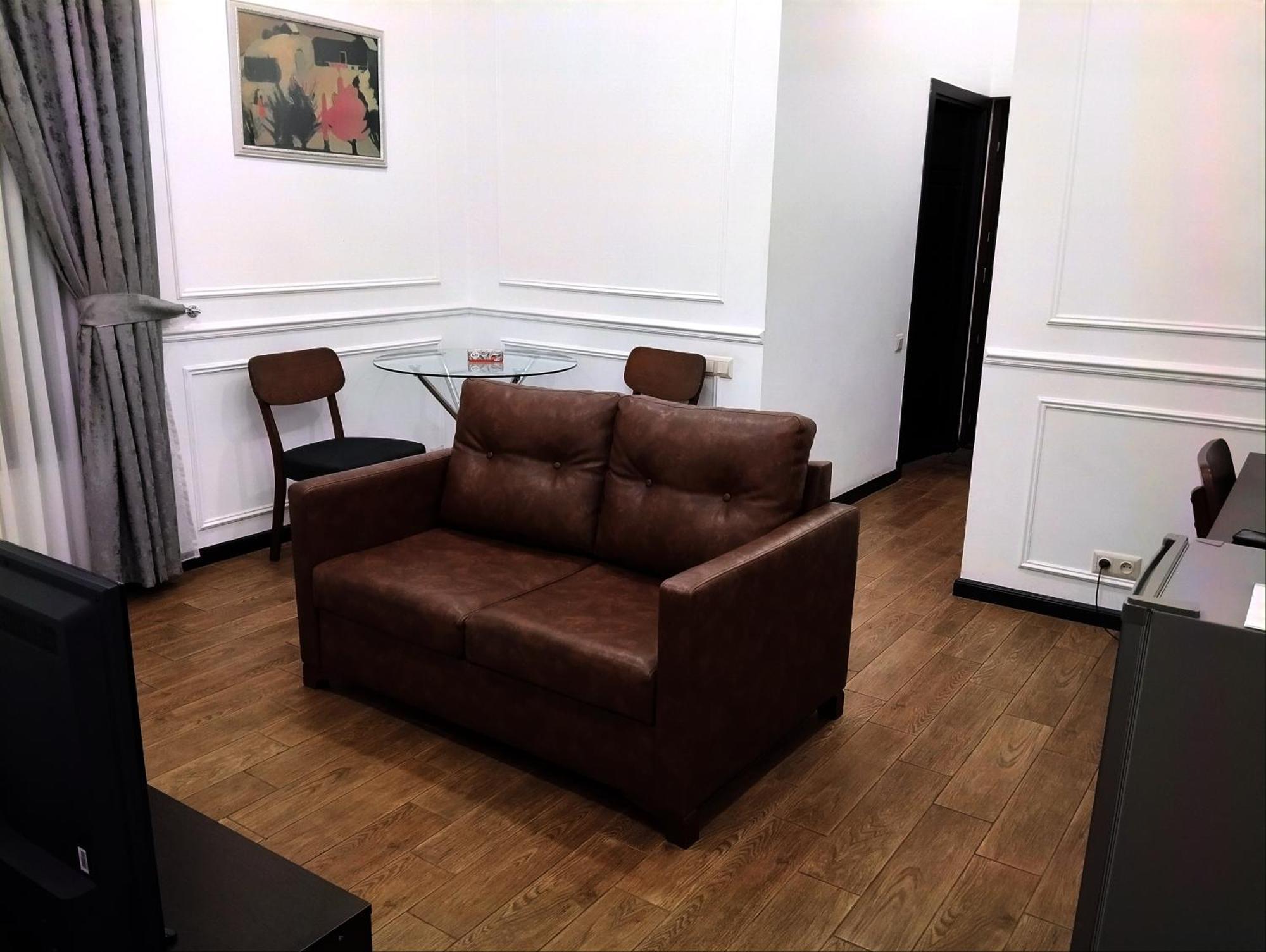 Boutique Living Hotel Ереван Экстерьер фото