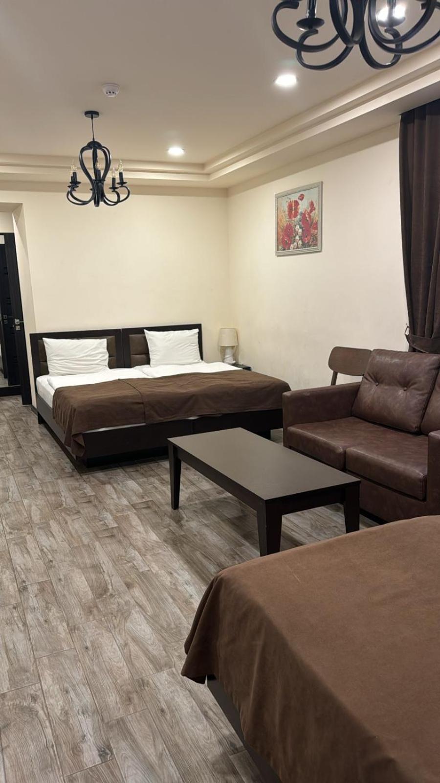 Boutique Living Hotel Ереван Экстерьер фото