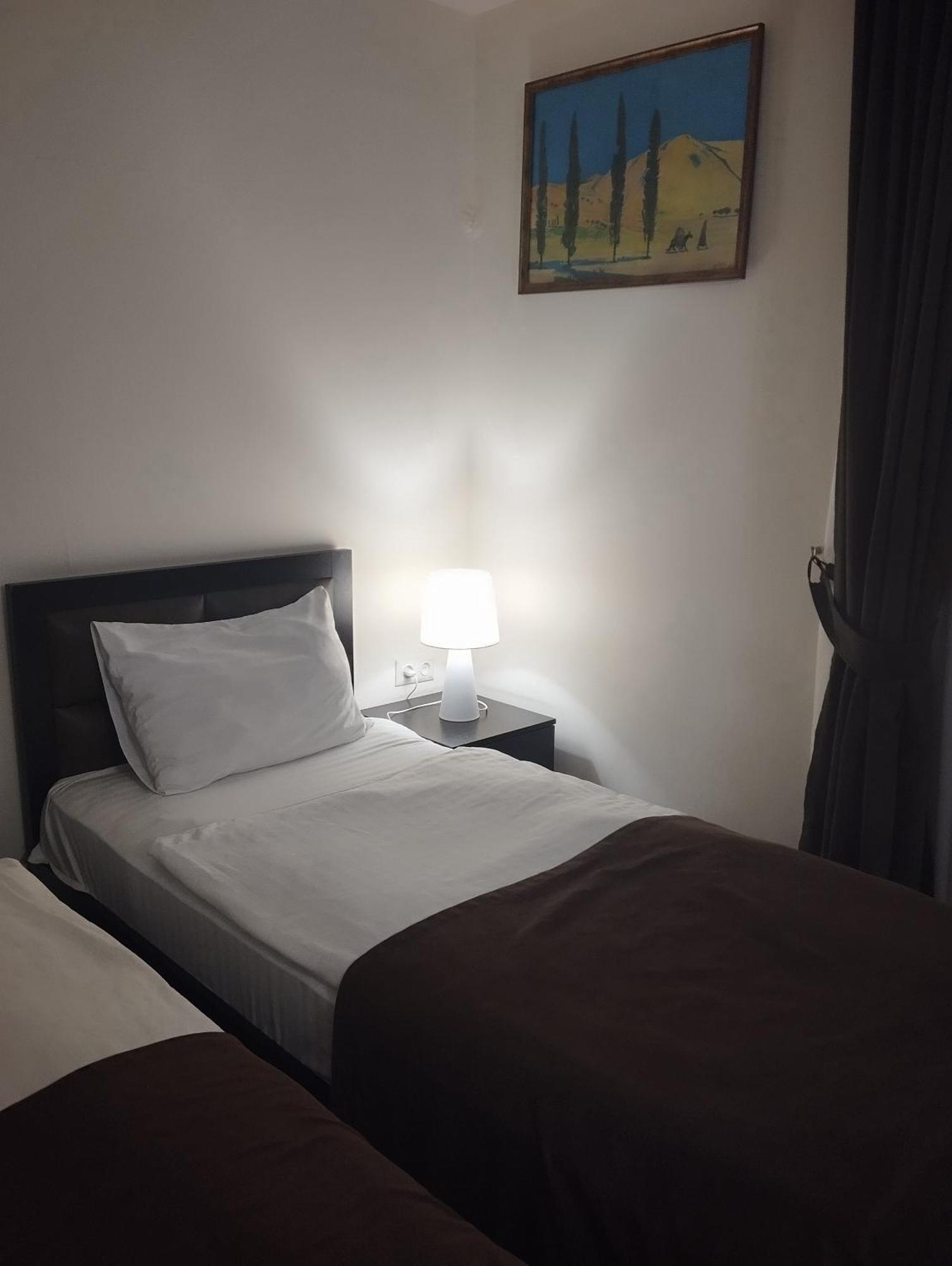 Boutique Living Hotel Ереван Экстерьер фото